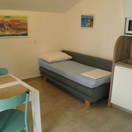 Apartments Marcic Bol Exterior foto