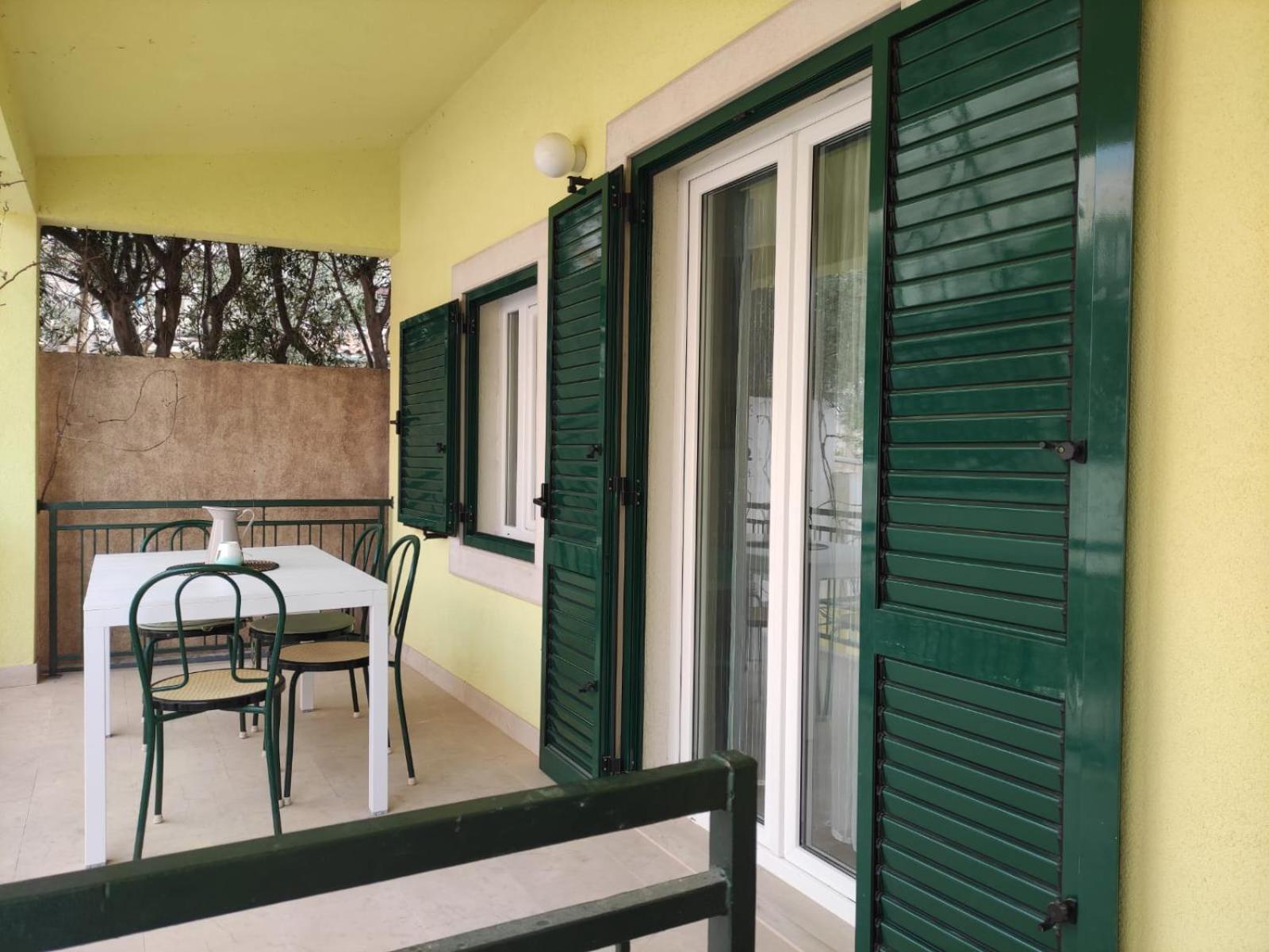 Apartments Marcic Bol Exterior foto