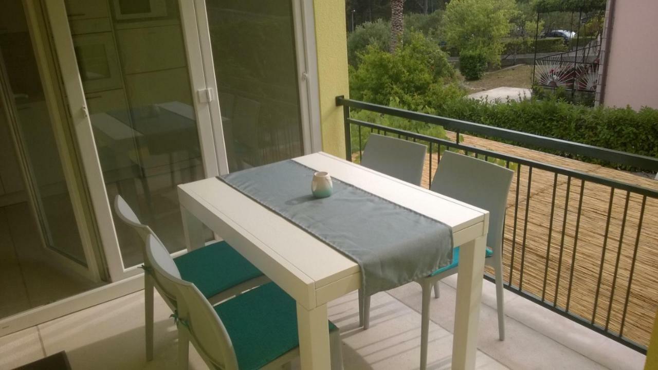 Apartments Marcic Bol Exterior foto